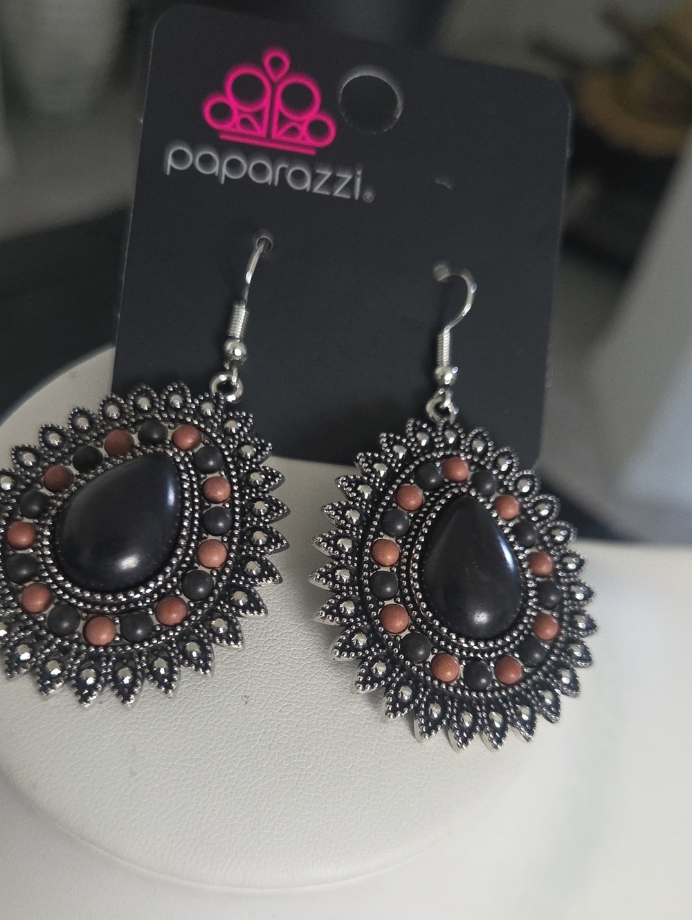 Paparazzi Sagebush Sabatical Black Earrings NWT